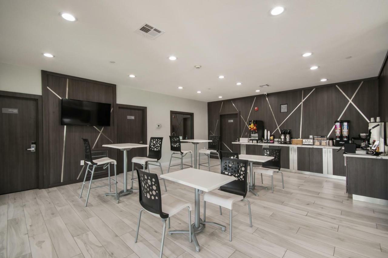 Americas Best Value Inn & Suites Ne Houston Downtown I-610 Exteriör bild