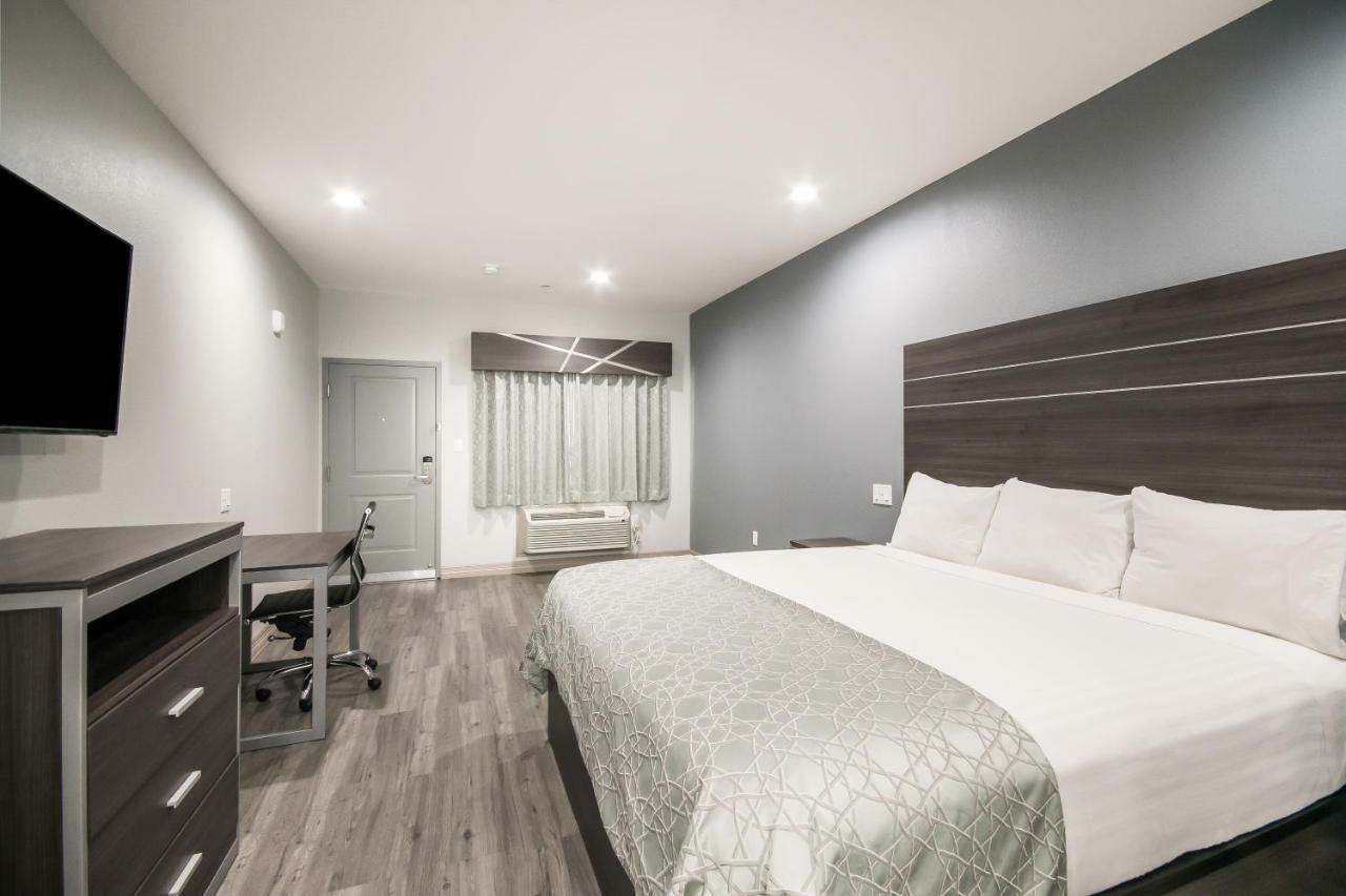 Americas Best Value Inn & Suites Ne Houston Downtown I-610 Exteriör bild